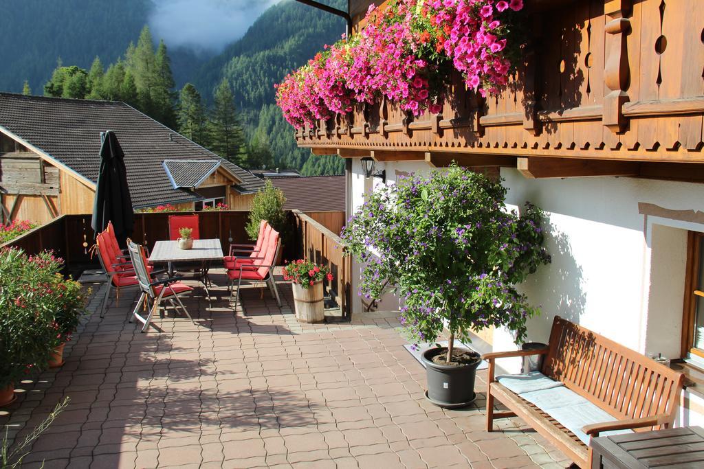 Apartmenthaus Innerkratzerhof Pragraten Exterior photo